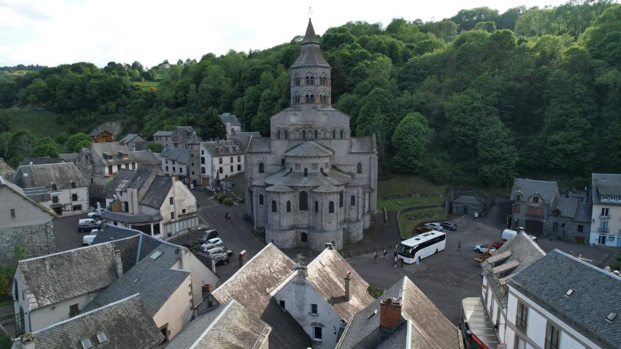 Rose, 4 Pers. Villa Saint Antoine, Orcival, Sancy Luaran gambar